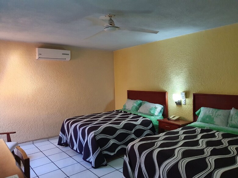 Hotel Capital O Col�n