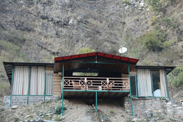 Hotel Rakatal Rocks Resort