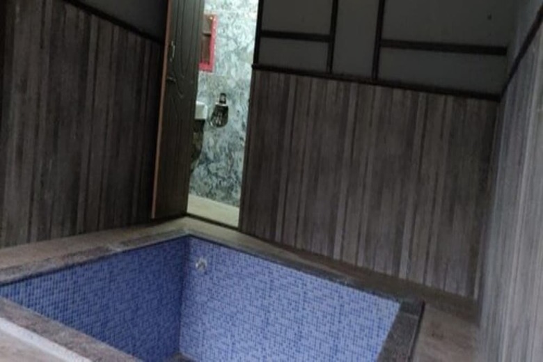 Hotel Rakatal Rocks Resort