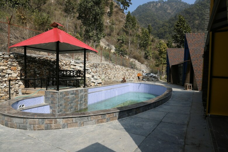 Hotel Rakatal Rocks Resort