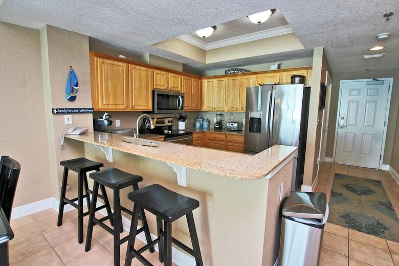 Crystal Shores West 1105 By Youngs Suncoast