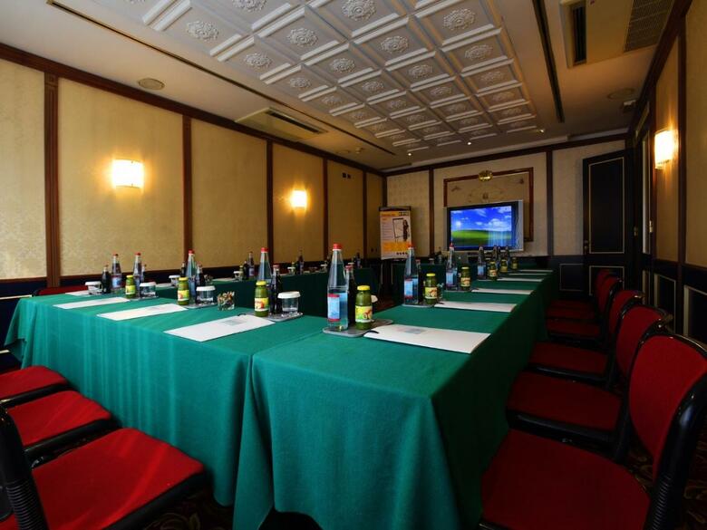 Hotel Antares Rubens