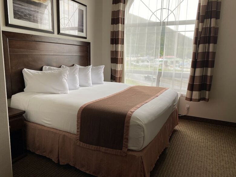 Hotel Ramada By Wyndham Creston