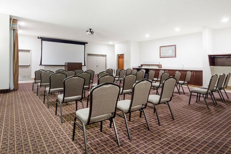 Hotel Ramada By Wyndham Creston