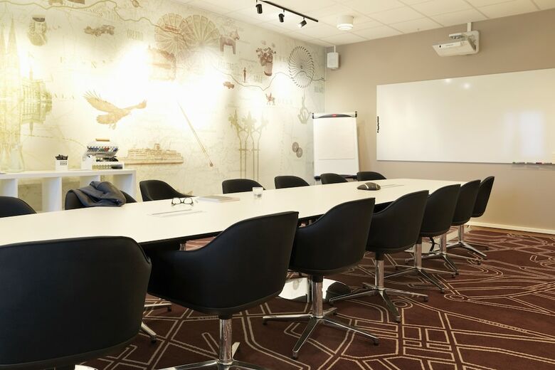 Hotel Scandic �rebro V�st