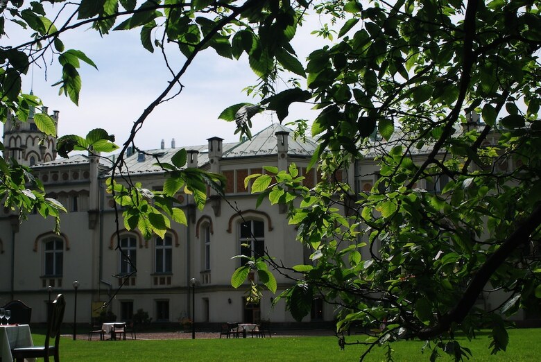 Hotel Paszkowka Palace