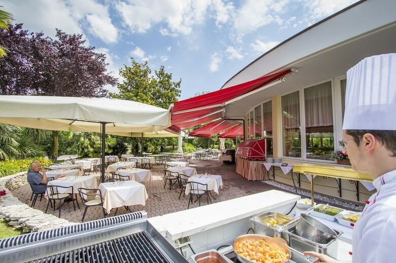 Hotel Leonardo Da Vinci Terme & Golf