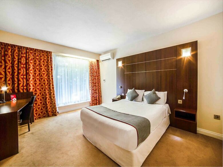 Oyo Flagship The Bridge House Hotel