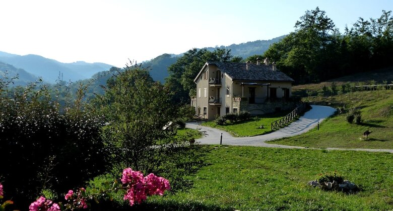 Agroturismo Cerqua Rosara Residence