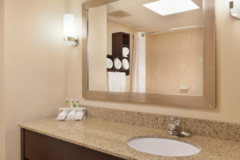 Hotel Holiday Inn Exp Winston Salem
