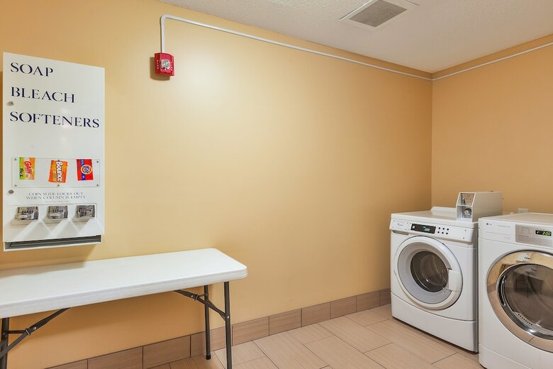 Hotel Holiday Inn Exp Winston Salem