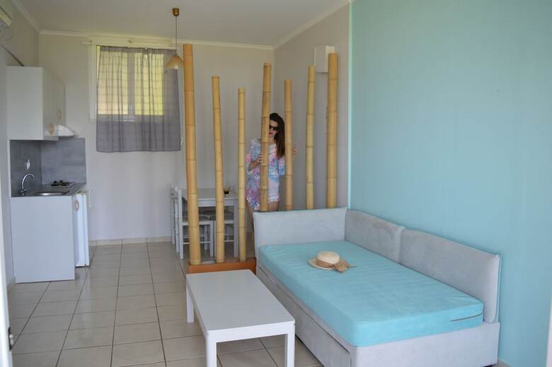 Aparthotel Thesmos Village