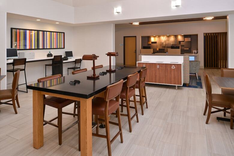 Hotel Holiday Inn Express Stockton Southeast
