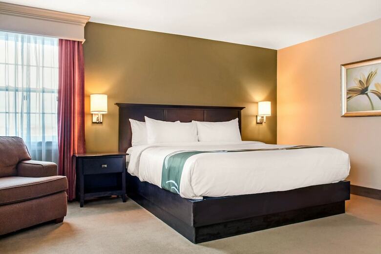 Hotel Quality Inn & Suites Amsterdam