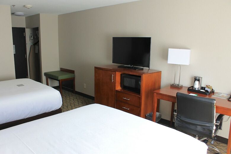 Hotel Wyndham Garden Fort Wayne