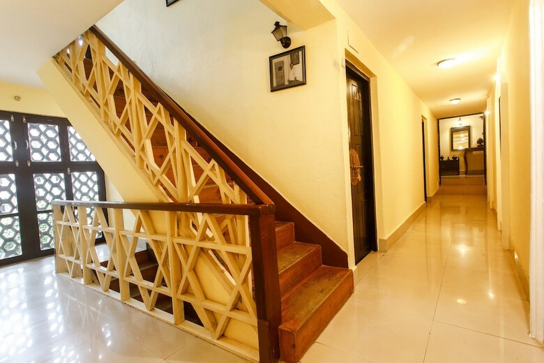 Hotel Ambassador Garden Home