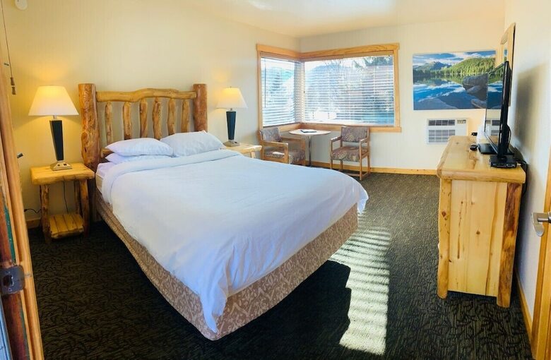 Hotel Discovery Lodge