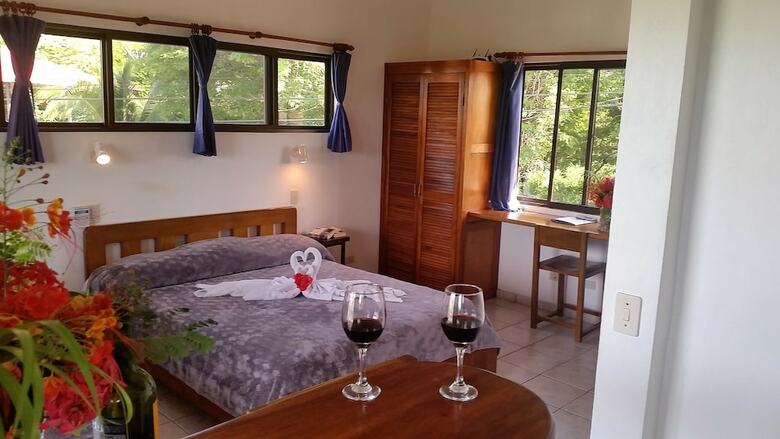 Hotel Guacamaya Lodge