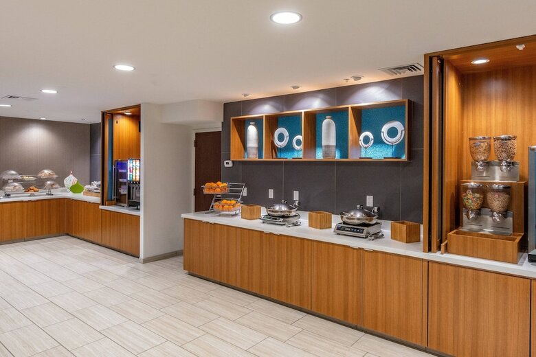 Hotel Springhill Suites Anchorage Midtown