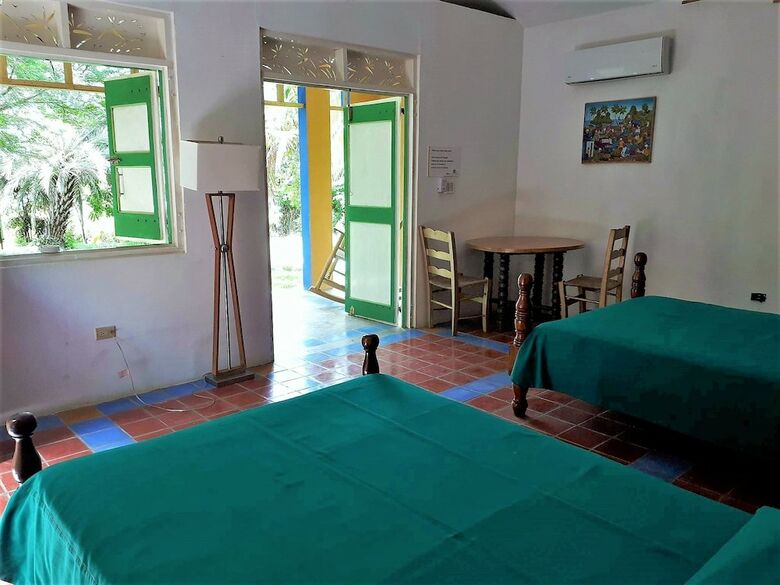 Hotel La Colline Enchant�e