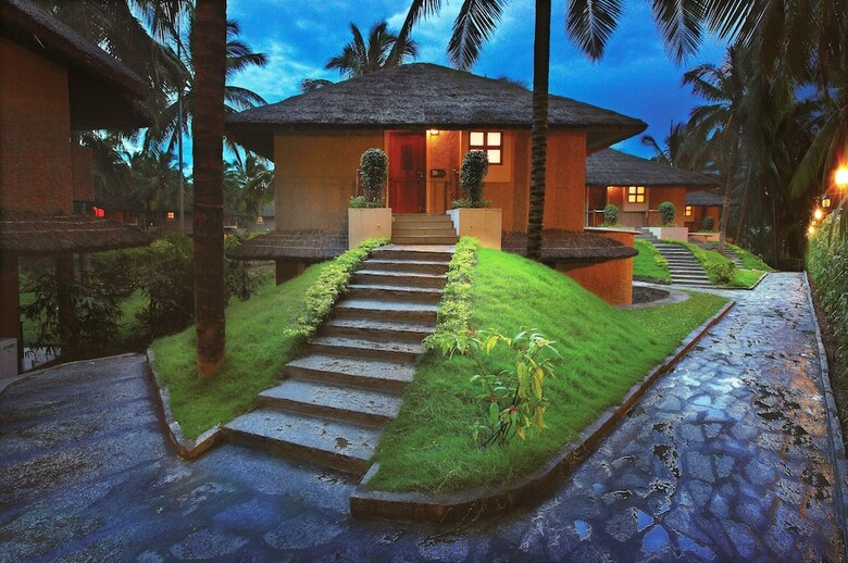 Hotel Coco Lagoon By Great Mount Resort