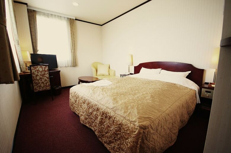 Urban Hotel Tsukuba