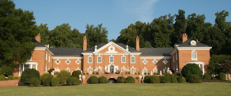 Hotel Albemarle Estate At Trump Winery