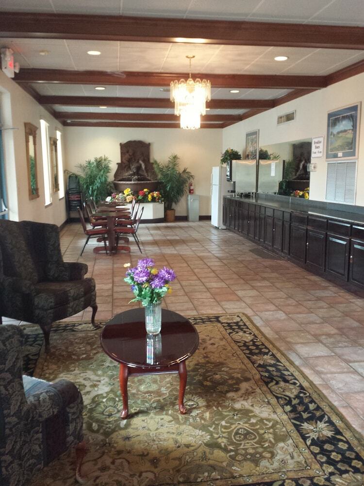 Motel Garden Inn & Suites