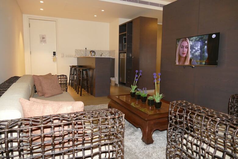 Hotel Three Onine Urban House