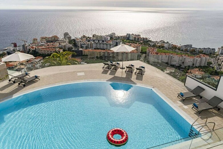 Sky Villa By An Island Apart