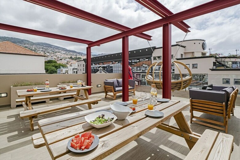 Drapes Design Apartments 3a Franc�s By An Island Apart