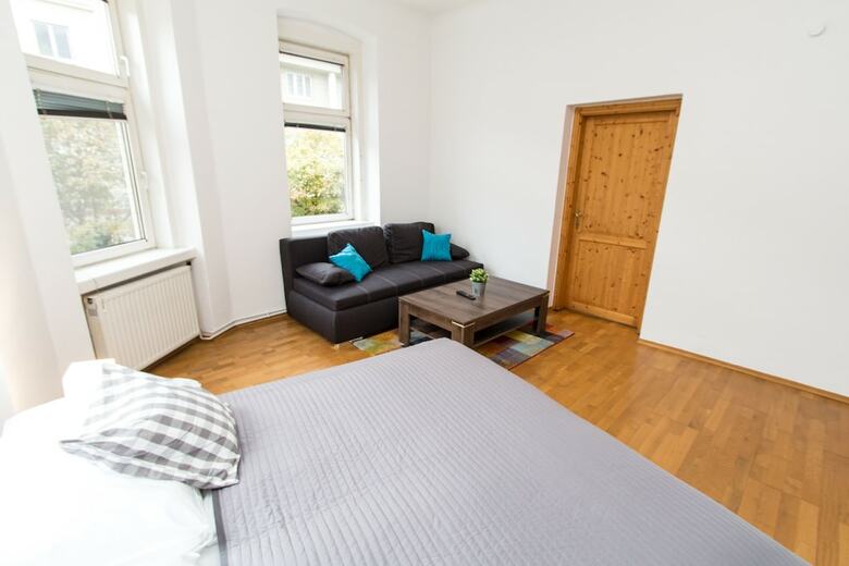 Checkvienna - Apartment Familienplatz