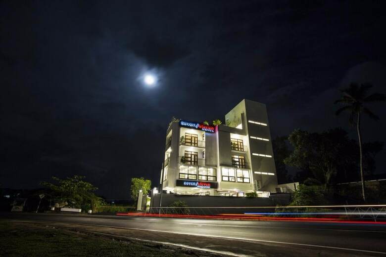 Seven Eleven Hotel -colombo