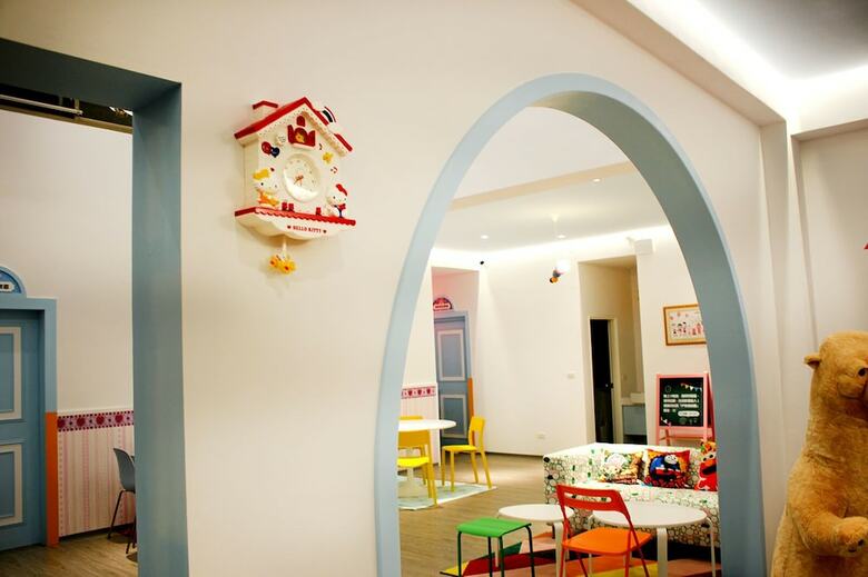 Bed & Breakfast Poetic Castle-family Theme Villa