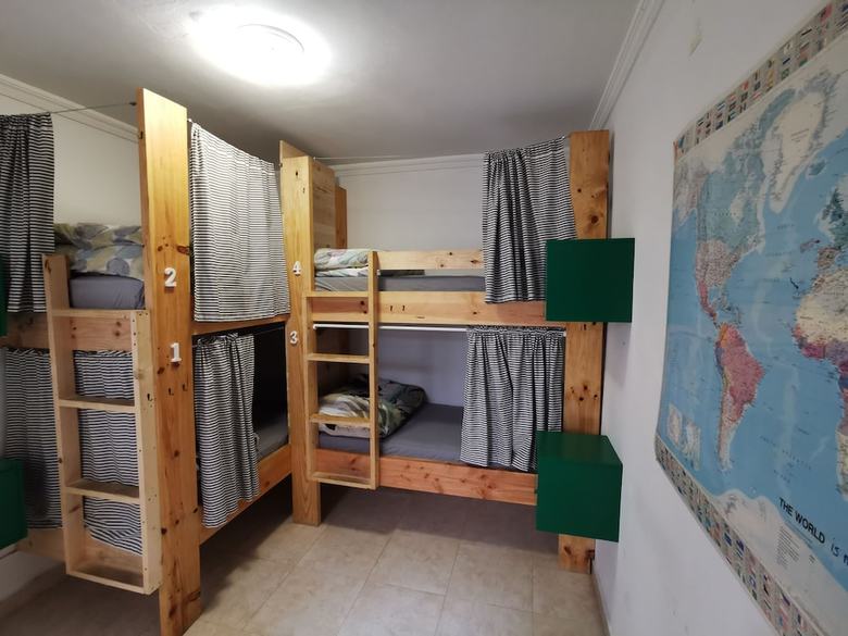 Hostal La Ventana Azul Hostel