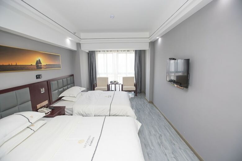 Jun Yue Man Ju Hotel