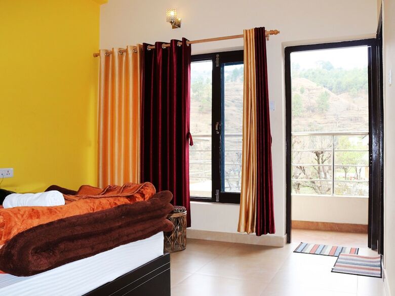 Hotel Shivalik River Retreat