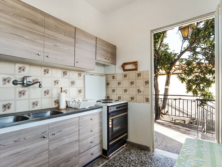 Seaside Holiday Home In Asprovalta With Balcony