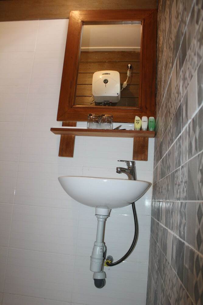 Bed & Breakfast Giritengah Hotel
