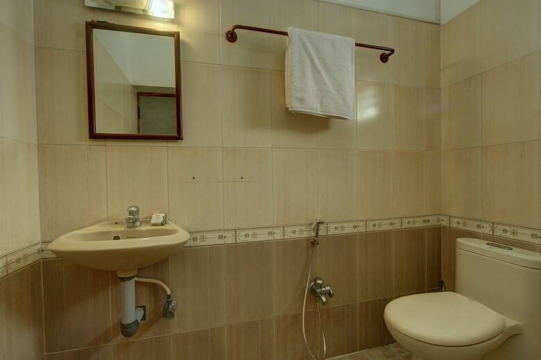 Hotel Oyo 25080 Vivekam Home Stay