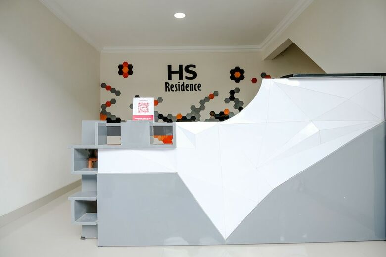 Hotel Oyo 2140 Hs Residence
