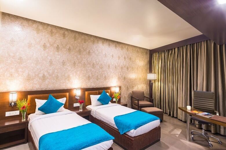Hotel Bravia Pancheel - By Satguru