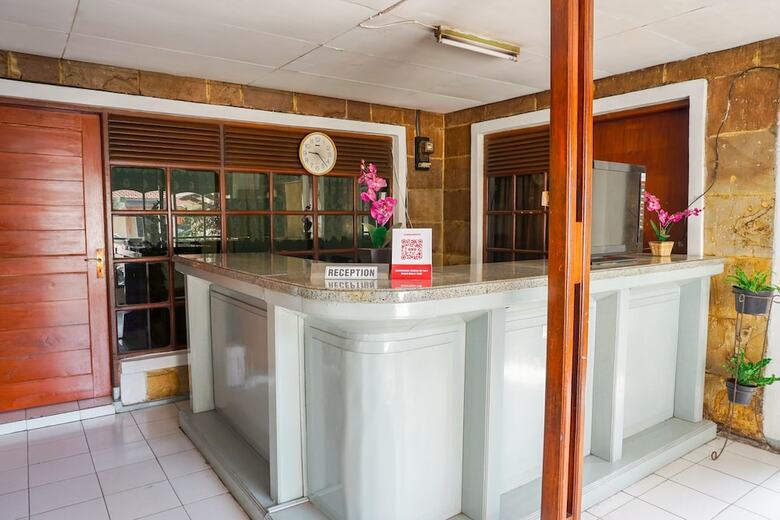 Hostal Hotel Kurnia