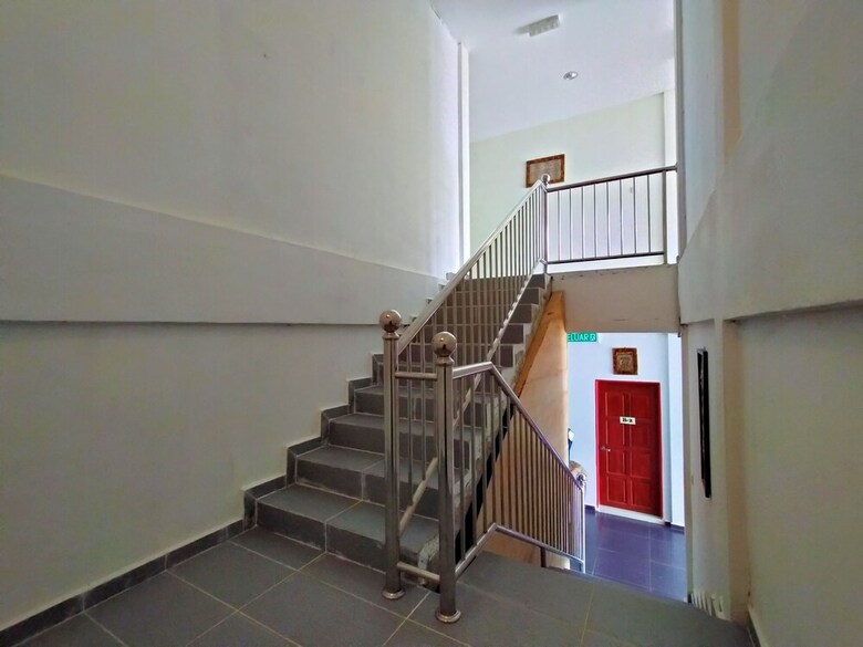 Oyo 89933 Nun Hotel