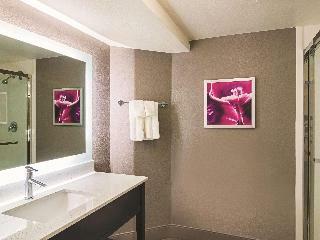 La Quinta Inn Suites By Wyndham Denver Tech Center