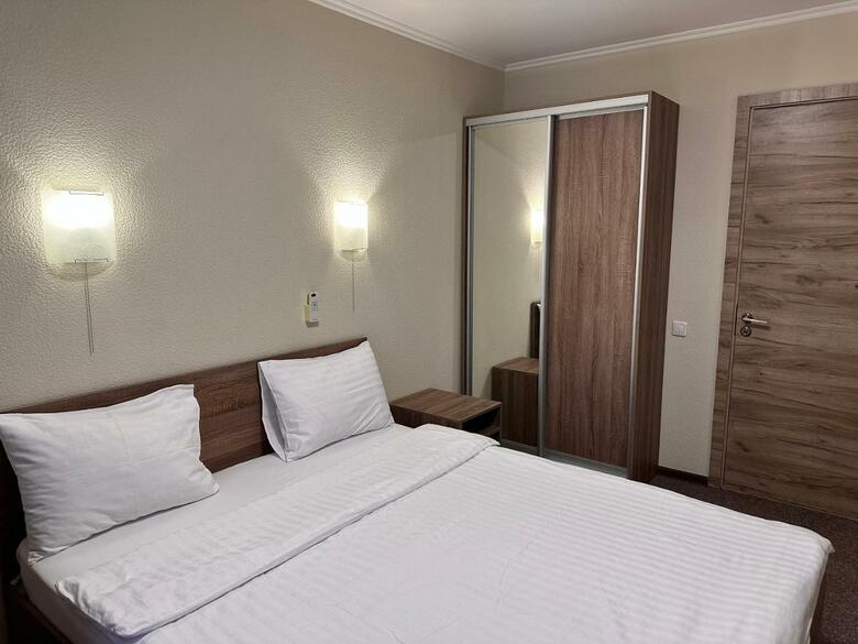 Hotel Yavir