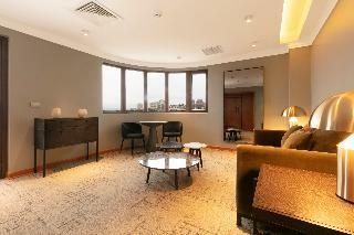 Golden Bay Hotel Boutique