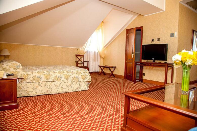 Hotel Reikartz Kamianets-podilsky