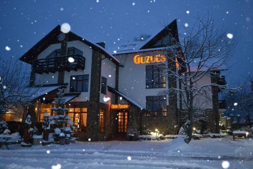 Hotel Guzul's House