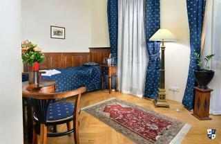 Salvator Hotel